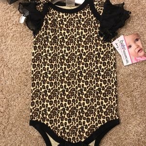 Baby essentials 2 piece onesie and matching hat
